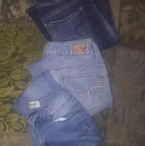 AMERICAN EAGLE JEANS